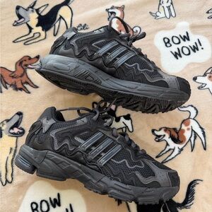 Bad Bunny Response CL Sneakers